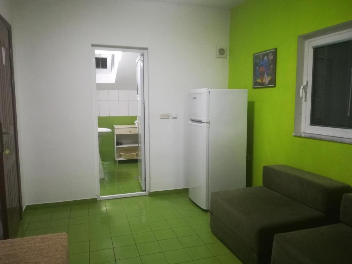 אוהריד Karoski Apartments & Suites מראה חיצוני תמונה