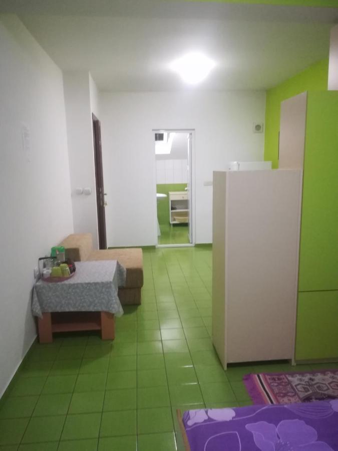 אוהריד Karoski Apartments & Suites מראה חיצוני תמונה