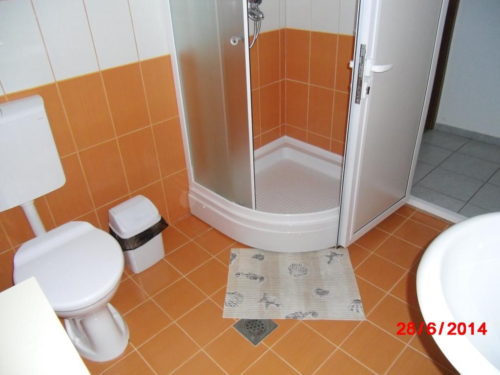 אוהריד Karoski Apartments & Suites מראה חיצוני תמונה