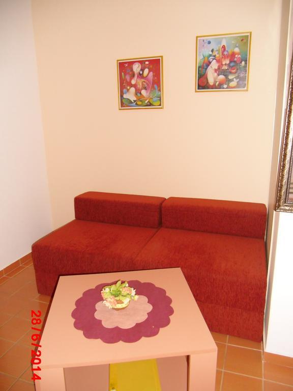 אוהריד Karoski Apartments & Suites חדר תמונה