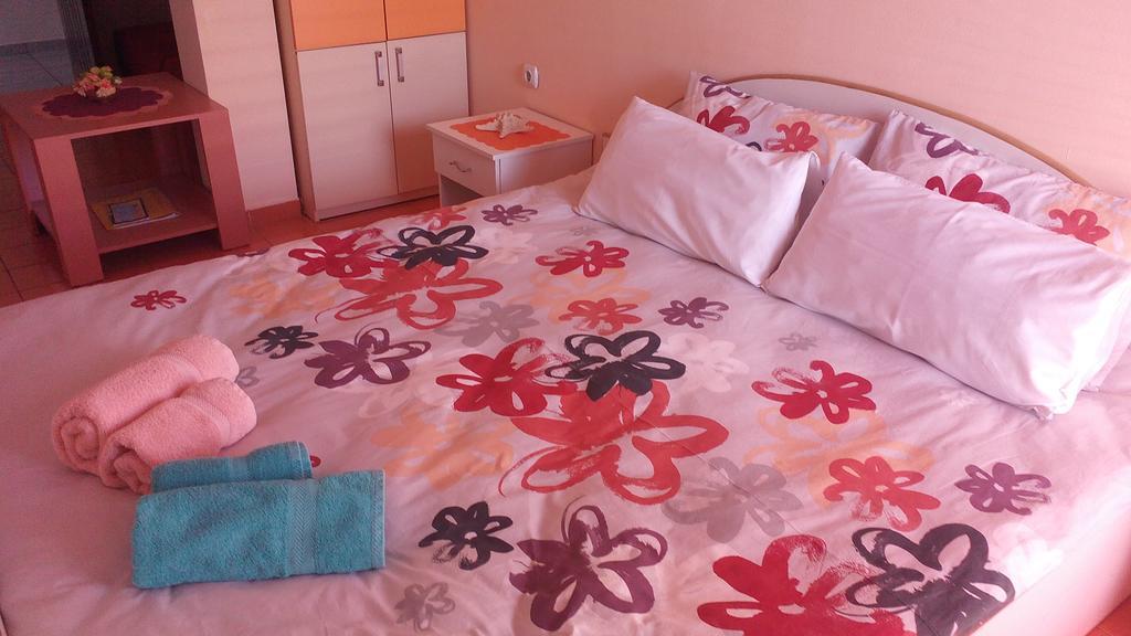 אוהריד Karoski Apartments & Suites מראה חיצוני תמונה